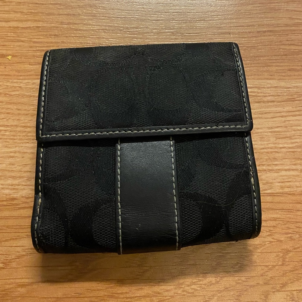 Coach Wallet - Picture 2 of 4